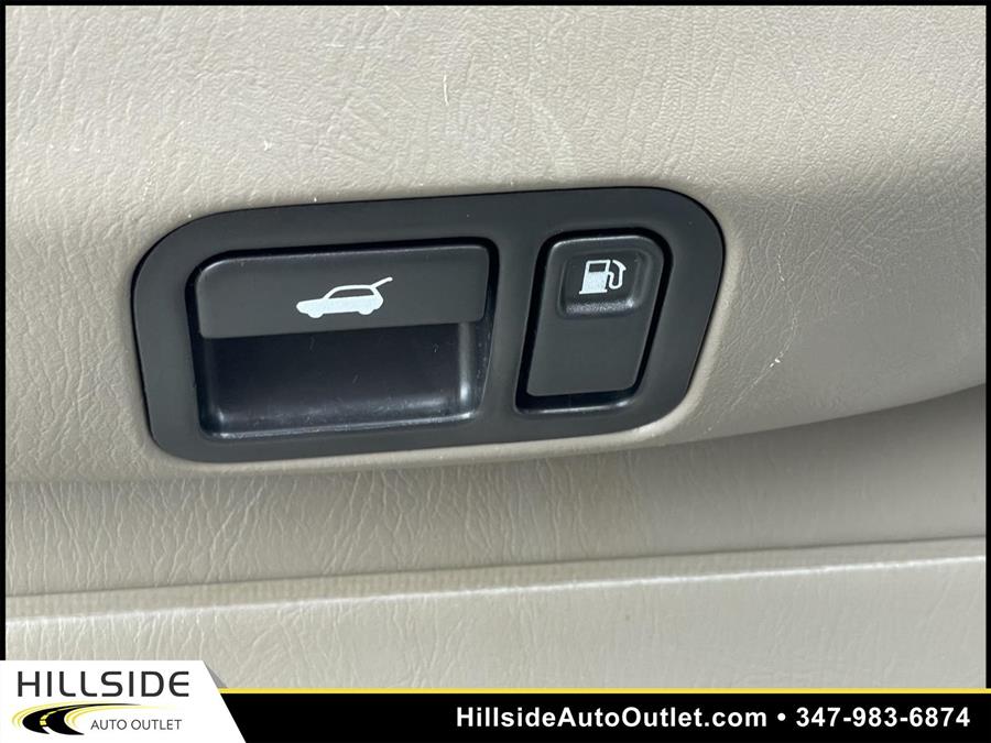 Used Nissan Pathfinder LE 2004 | Hillside Auto Outlet. Jamaica, New York Used Nissan Pathfinder LE 2004 | Hillside Auto Outlet. Jamaica, New York