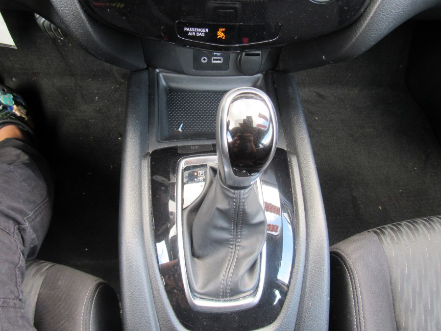 2020 Nissan Rogue FWD SV, available for sale in Irvington, New Jersey | NJ Used Cars Center. Irvington, New Jersey 2020 Nissan Rogue FWD SV, available for sale in Irvington, New Jersey | NJ Used Cars Center. Irvington, New Jersey