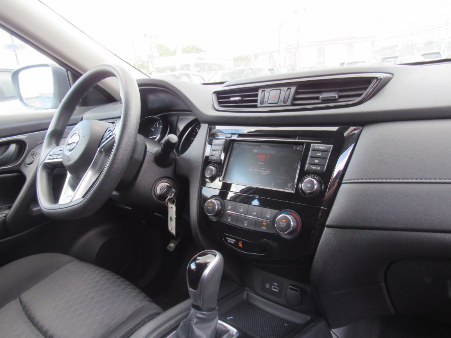 2020 Nissan Rogue FWD SV, available for sale in Irvington, New Jersey | NJ Used Cars Center. Irvington, New Jersey 2020 Nissan Rogue FWD SV, available for sale in Irvington, New Jersey | NJ Used Cars Center. Irvington, New Jersey