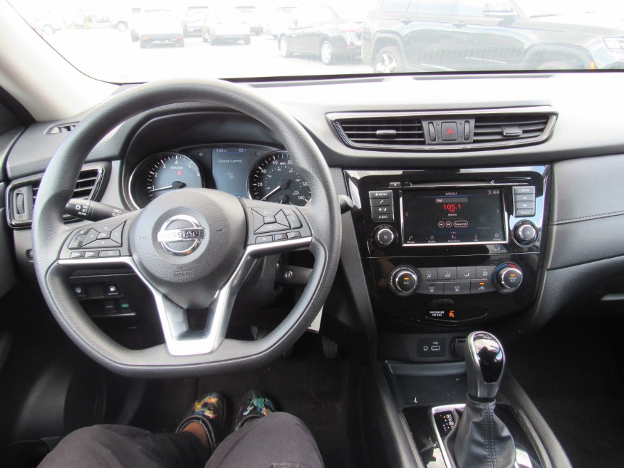 2020 Nissan Rogue FWD SV, available for sale in Irvington, New Jersey | NJ Used Cars Center. Irvington, New Jersey 2020 Nissan Rogue FWD SV, available for sale in Irvington, New Jersey | NJ Used Cars Center. Irvington, New Jersey