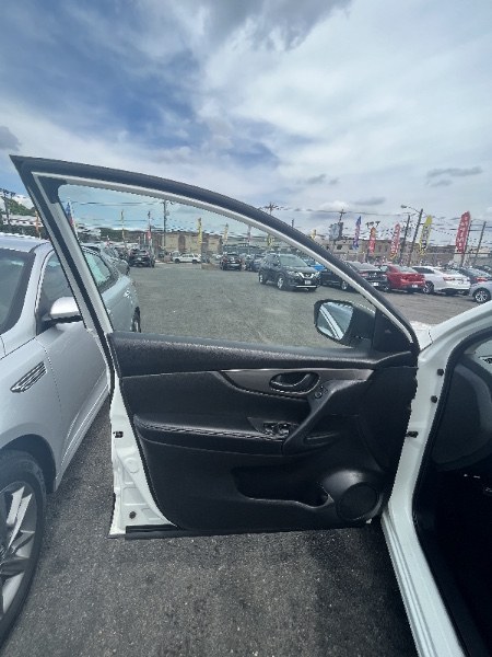 2020 Nissan Rogue Sport FWD S, available for sale in Irvington, New Jersey | NJ Used Cars Center. Irvington, New Jersey 2020 Nissan Rogue Sport FWD S, available for sale in Irvington, New Jersey | NJ Used Cars Center. Irvington, New Jersey