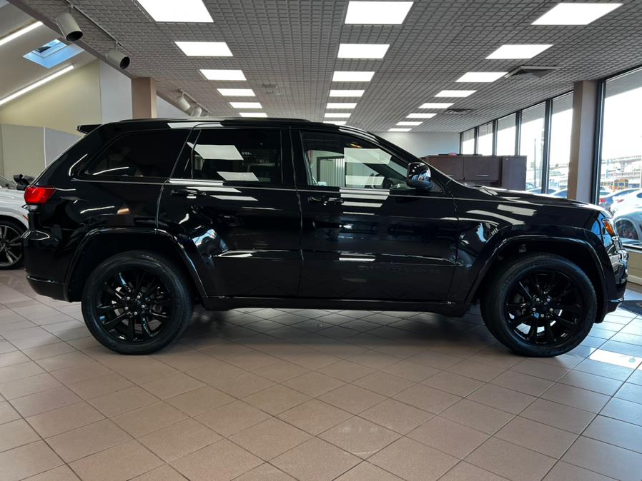 2019 Jeep Grand Cherokee Altitude 4x4, available for sale in Massapequa Park, New York | Power Motors East. Massapequa Park, New York 2019 Jeep Grand Cherokee Altitude 4x4, available for sale in Massapequa Park, New York | Power Motors East. Massapequa Park, New York
