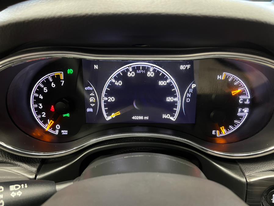 2019 Jeep Grand Cherokee Altitude 4x4, available for sale in Massapequa Park, New York | Power Motors East. Massapequa Park, New York 2019 Jeep Grand Cherokee Altitude 4x4, available for sale in Massapequa Park, New York | Power Motors East. Massapequa Park, New York