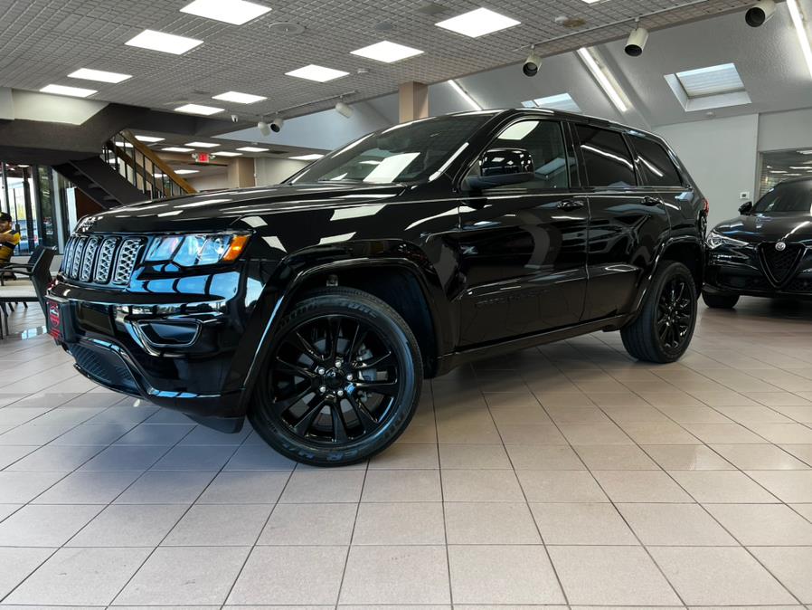 2019 Jeep Grand Cherokee Altitude 4x4, available for sale in Massapequa Park, New York | Power Motors East. Massapequa Park, New York 2019 Jeep Grand Cherokee Altitude 4x4, available for sale in Massapequa Park, New York | Power Motors East. Massapequa Park, New York
