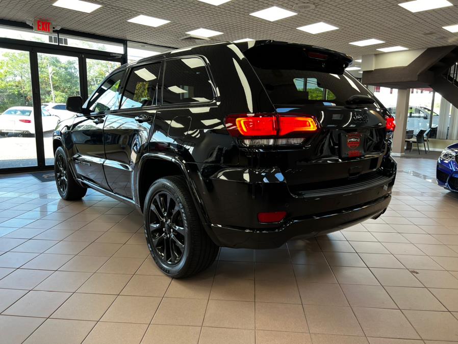 2019 Jeep Grand Cherokee Altitude 4x4, available for sale in Massapequa Park, New York | Power Motors East. Massapequa Park, New York 2019 Jeep Grand Cherokee Altitude 4x4, available for sale in Massapequa Park, New York | Power Motors East. Massapequa Park, New York