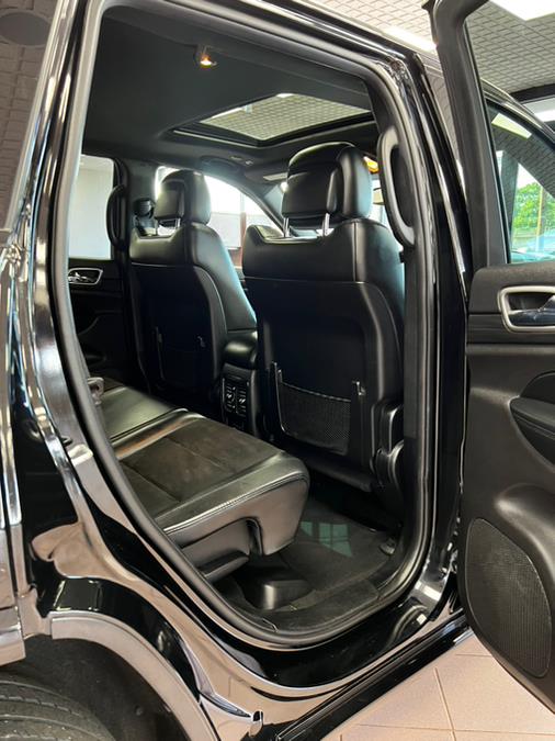 2019 Jeep Grand Cherokee Altitude 4x4, available for sale in Massapequa Park, New York | Power Motors East. Massapequa Park, New York 2019 Jeep Grand Cherokee Altitude 4x4, available for sale in Massapequa Park, New York | Power Motors East. Massapequa Park, New York