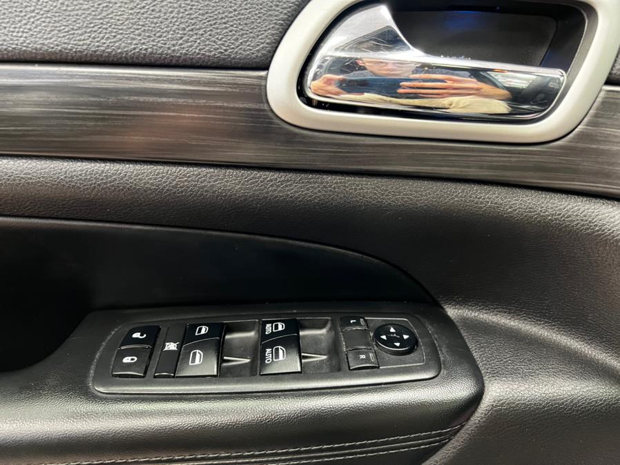 2019 Jeep Grand Cherokee Altitude 4x4, available for sale in Massapequa Park, New York | Power Motors East. Massapequa Park, New York 2019 Jeep Grand Cherokee Altitude 4x4, available for sale in Massapequa Park, New York | Power Motors East. Massapequa Park, New York