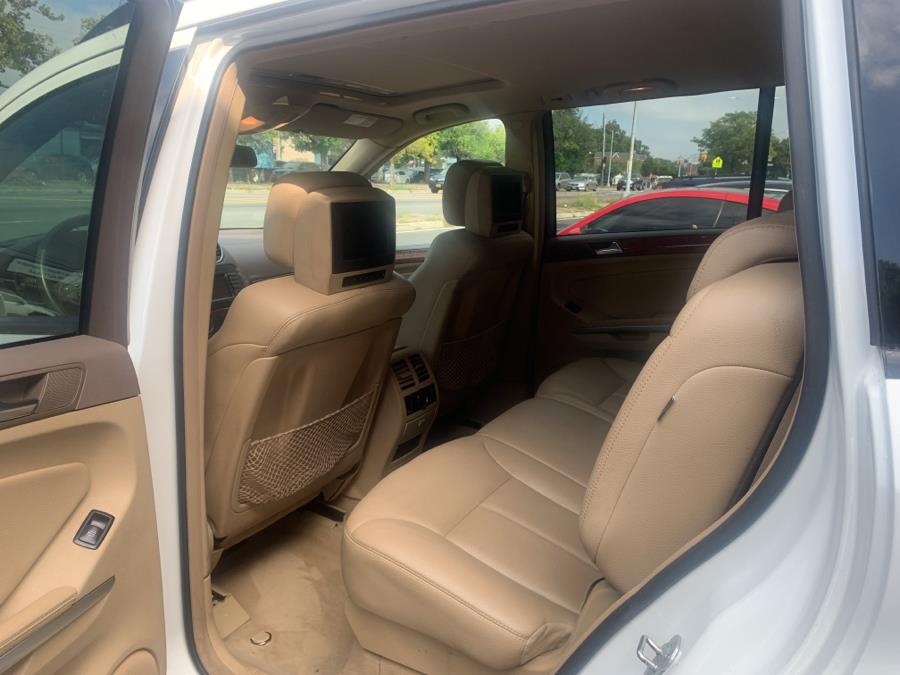 Used Mercedes-Benz GL-Class 4MATIC 4dr 4.6L 2008 | Rubber Bros Auto World. Brooklyn, New York Used Mercedes-Benz GL-Class 4MATIC 4dr 4.6L 2008 | Rubber Bros Auto World. Brooklyn, New York