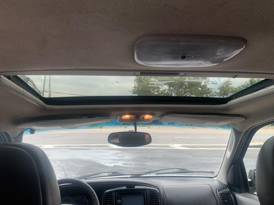 Used Mazda Tribute 3.0L Auto s 4WD 2005 | Rubber Bros Auto World. Brooklyn, New York Used Mazda Tribute 3.0L Auto s 4WD 2005 | Rubber Bros Auto World. Brooklyn, New York