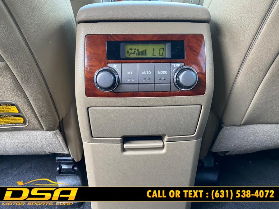 2013 Toyota Highlander 4WD 4dr V6 Limited (Natl), available for sale in Commack, New York | DSA Motor Sports Corp. Commack, New York 2013 Toyota Highlander 4WD 4dr V6 Limited (Natl), available for sale in Commack, New York | DSA Motor Sports Corp. Commack, New York