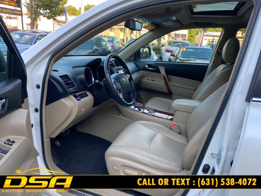 2013 Toyota Highlander 4WD 4dr V6 Limited (Natl), available for sale in Commack, New York | DSA Motor Sports Corp. Commack, New York 2013 Toyota Highlander 4WD 4dr V6 Limited (Natl), available for sale in Commack, New York | DSA Motor Sports Corp. Commack, New York