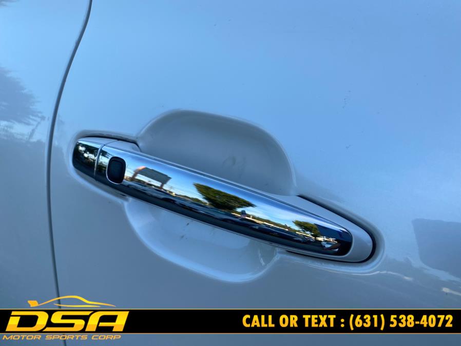 2013 Toyota Highlander 4WD 4dr V6 Limited (Natl), available for sale in Commack, New York | DSA Motor Sports Corp. Commack, New York 2013 Toyota Highlander 4WD 4dr V6 Limited (Natl), available for sale in Commack, New York | DSA Motor Sports Corp. Commack, New York