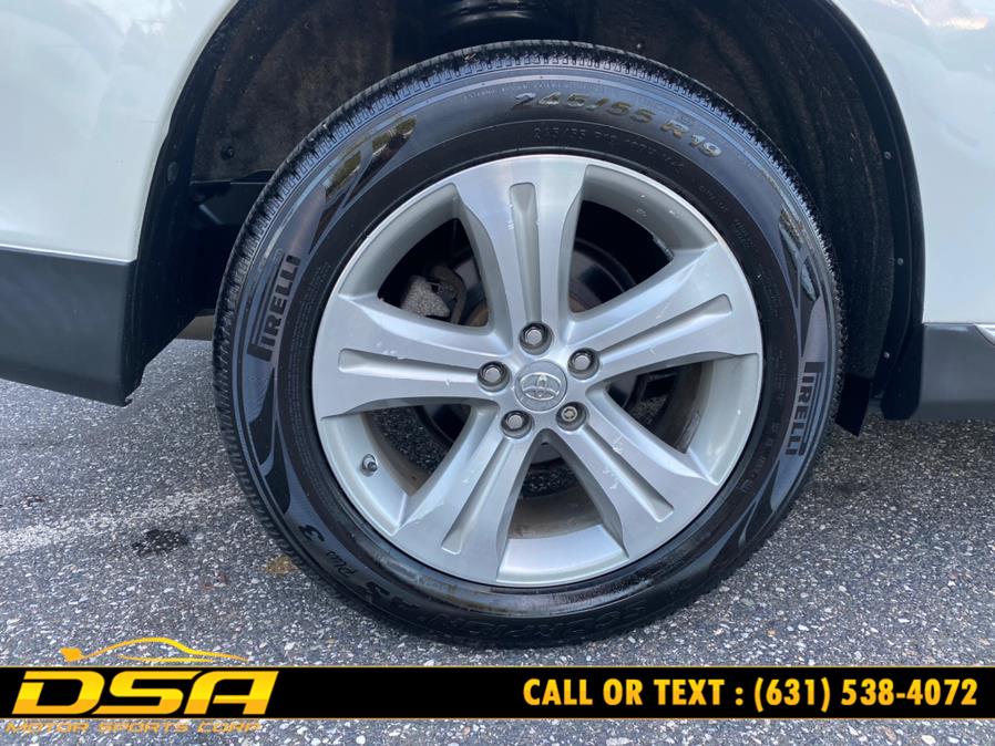 2013 Toyota Highlander 4WD 4dr V6 Limited (Natl), available for sale in Commack, New York | DSA Motor Sports Corp. Commack, New York 2013 Toyota Highlander 4WD 4dr V6 Limited (Natl), available for sale in Commack, New York | DSA Motor Sports Corp. Commack, New York