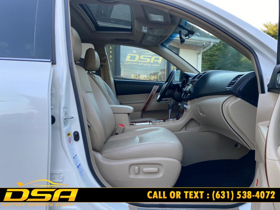 2013 Toyota Highlander 4WD 4dr V6 Limited (Natl), available for sale in Commack, New York | DSA Motor Sports Corp. Commack, New York 2013 Toyota Highlander 4WD 4dr V6 Limited (Natl), available for sale in Commack, New York | DSA Motor Sports Corp. Commack, New York