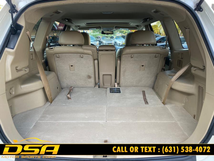 2013 Toyota Highlander 4WD 4dr V6 Limited (Natl), available for sale in Commack, New York | DSA Motor Sports Corp. Commack, New York 2013 Toyota Highlander 4WD 4dr V6 Limited (Natl), available for sale in Commack, New York | DSA Motor Sports Corp. Commack, New York