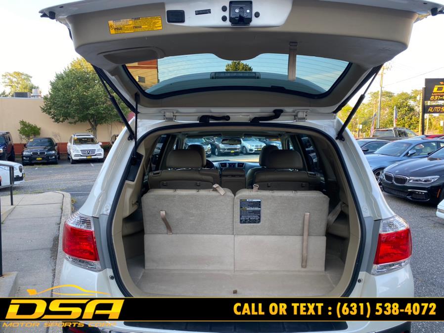 2013 Toyota Highlander 4WD 4dr V6 Limited (Natl), available for sale in Commack, New York | DSA Motor Sports Corp. Commack, New York 2013 Toyota Highlander 4WD 4dr V6 Limited (Natl), available for sale in Commack, New York | DSA Motor Sports Corp. Commack, New York