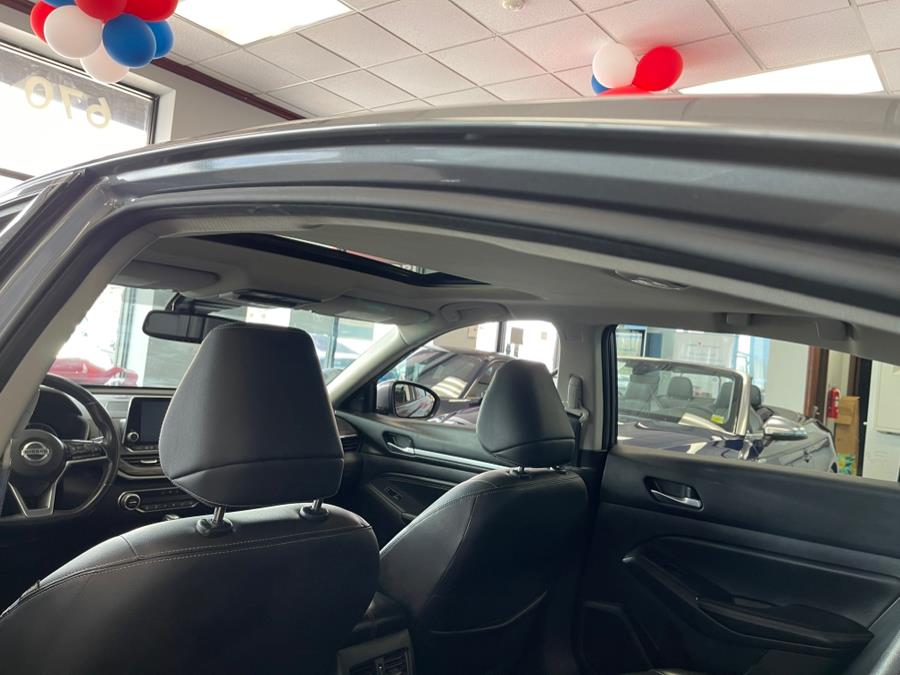 2019 Nissan Altima 2.5 SL Sedan, available for sale in Inwood, New York | 5 Towns Drive. Inwood, New York 2019 Nissan Altima 2.5 SL Sedan, available for sale in Inwood, New York | 5 Towns Drive. Inwood, New York