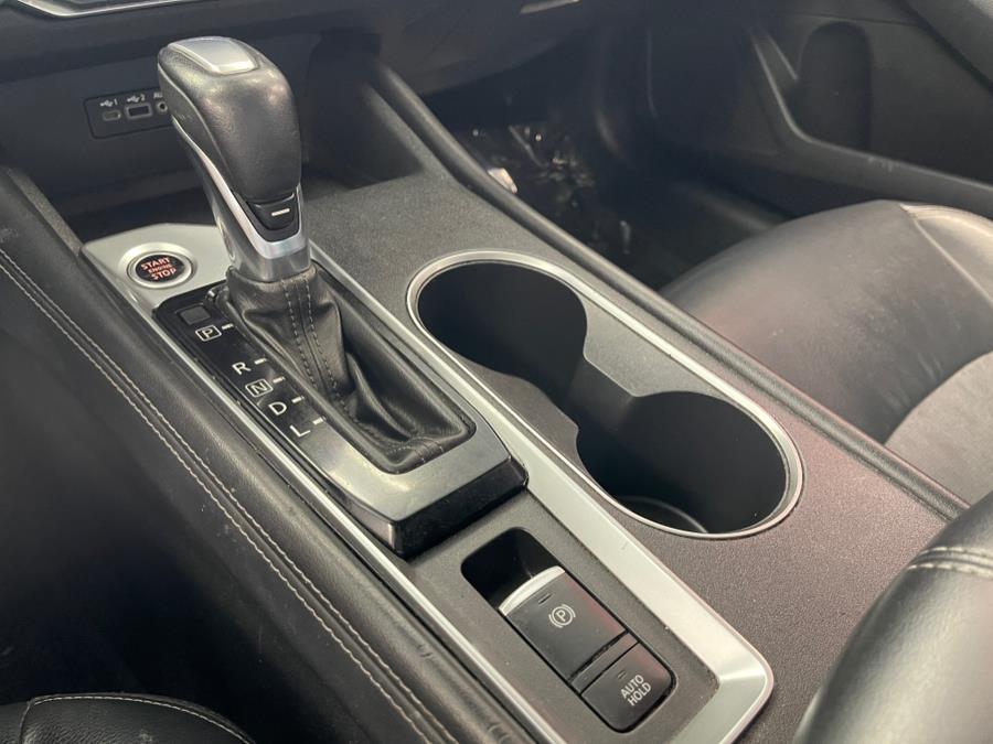 2019 Nissan Altima 2.5 SL Sedan, available for sale in Inwood, New York | 5 Towns Drive. Inwood, New York 2019 Nissan Altima 2.5 SL Sedan, available for sale in Inwood, New York | 5 Towns Drive. Inwood, New York