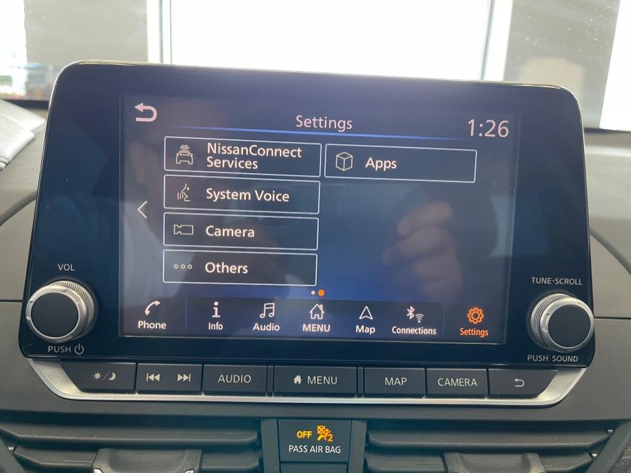 2019 Nissan Altima 2.5 SL Sedan, available for sale in Inwood, New York | 5 Towns Drive. Inwood, New York 2019 Nissan Altima 2.5 SL Sedan, available for sale in Inwood, New York | 5 Towns Drive. Inwood, New York
