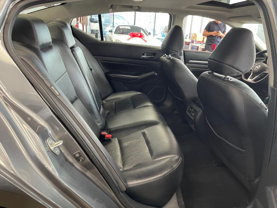 2019 Nissan Altima 2.5 SL Sedan, available for sale in Inwood, New York | 5 Towns Drive. Inwood, New York 2019 Nissan Altima 2.5 SL Sedan, available for sale in Inwood, New York | 5 Towns Drive. Inwood, New York