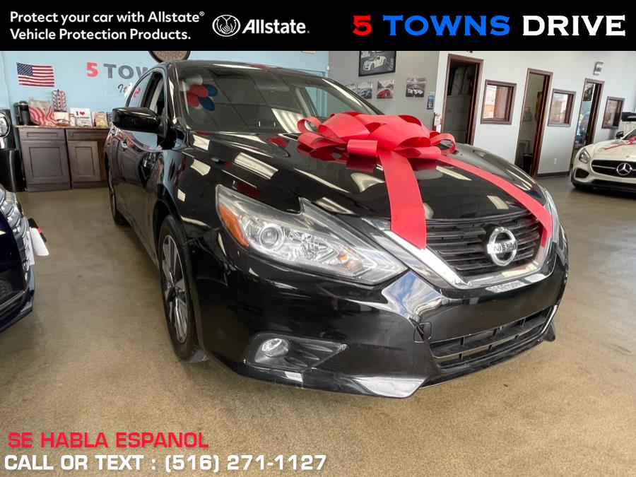 2017 Nissan Altima 2.5 SV Sedan, available for sale in Inwood, New York | 5 Towns Drive. Inwood, New York