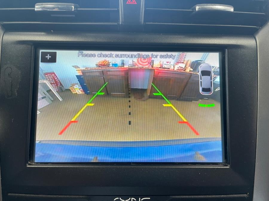 2019 Ford Fusion Hybrid SE FWD, available for sale in Inwood, New York | 5 Towns Drive. Inwood, New York 2019 Ford Fusion Hybrid SE FWD, available for sale in Inwood, New York | 5 Towns Drive. Inwood, New York