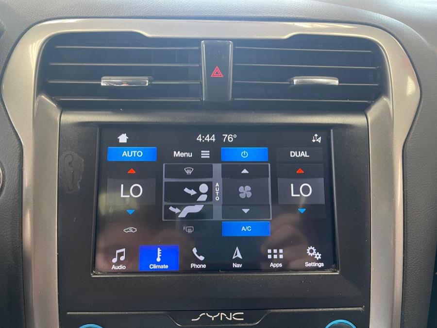 2019 Ford Fusion Hybrid SE FWD, available for sale in Inwood, New York | 5 Towns Drive. Inwood, New York 2019 Ford Fusion Hybrid SE FWD, available for sale in Inwood, New York | 5 Towns Drive. Inwood, New York