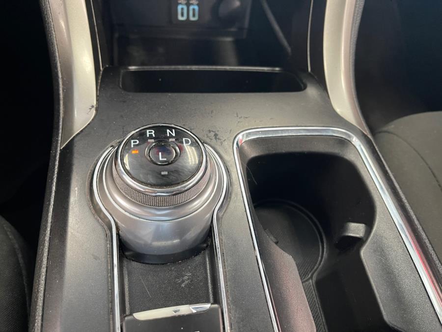 2019 Ford Fusion Hybrid SE FWD, available for sale in Inwood, New York | 5 Towns Drive. Inwood, New York 2019 Ford Fusion Hybrid SE FWD, available for sale in Inwood, New York | 5 Towns Drive. Inwood, New York
