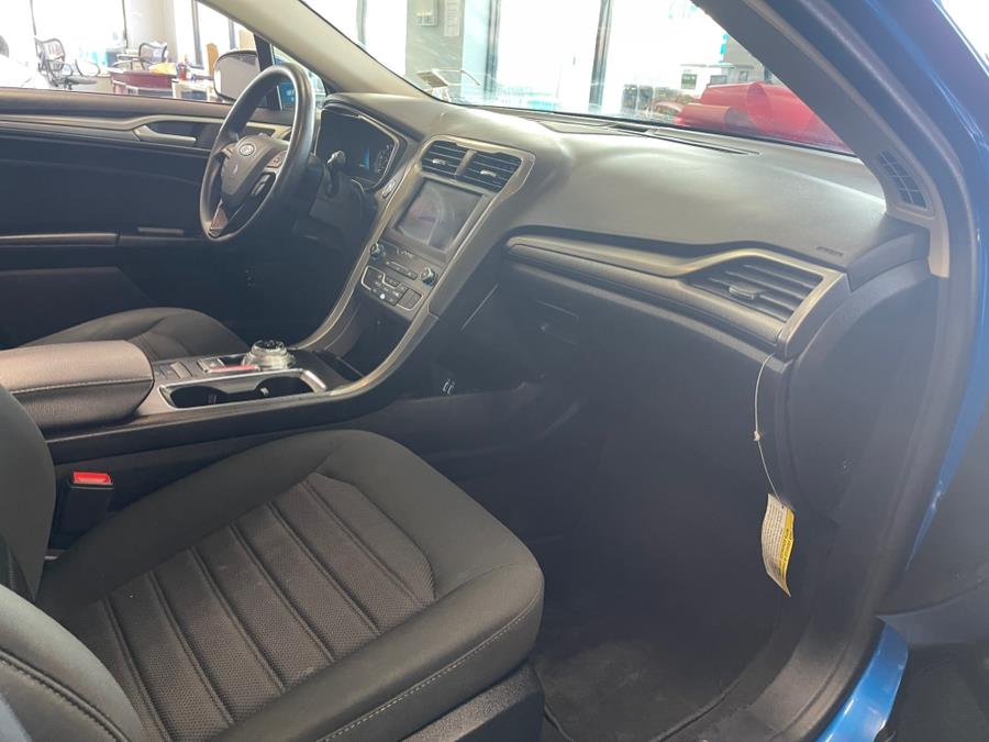 2019 Ford Fusion Hybrid SE FWD, available for sale in Inwood, New York | 5 Towns Drive. Inwood, New York 2019 Ford Fusion Hybrid SE FWD, available for sale in Inwood, New York | 5 Towns Drive. Inwood, New York