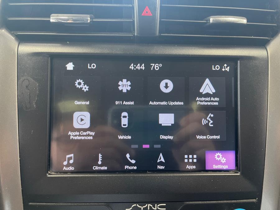 2019 Ford Fusion Hybrid SE FWD, available for sale in Inwood, New York | 5 Towns Drive. Inwood, New York 2019 Ford Fusion Hybrid SE FWD, available for sale in Inwood, New York | 5 Towns Drive. Inwood, New York