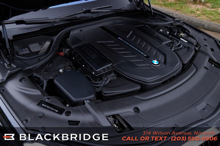 Used BMW 7 Series M760i xDrive Sedan 2018 | Black Bridge Motors, LLC. Norwalk, Connecticut Used BMW 7 Series M760i xDrive Sedan 2018 | Black Bridge Motors, LLC. Norwalk, Connecticut