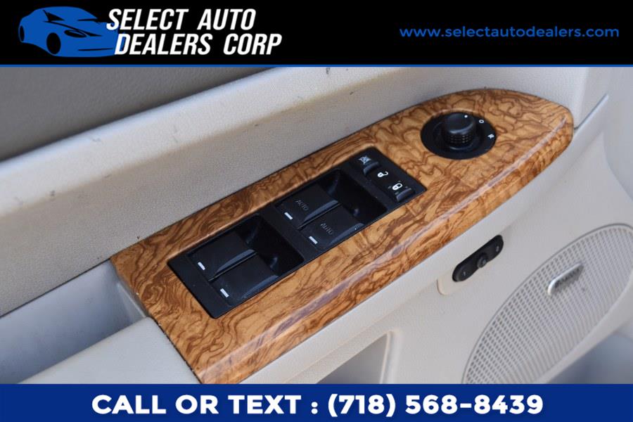 2008 Jeep Grand Cherokee 4WD 4dr Limited, available for sale in Brooklyn, New York | Select Auto Dealers Corp. Brooklyn, New York 2008 Jeep Grand Cherokee 4WD 4dr Limited, available for sale in Brooklyn, New York | Select Auto Dealers Corp. Brooklyn, New York