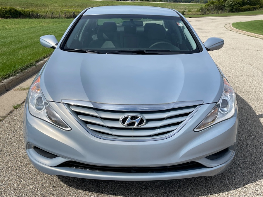 Used Hyundai Sonata 4dr Sdn 2.4L Auto GLS 2011 | Geneva Motor Cars. Darien, Wisconsin Used Hyundai Sonata 4dr Sdn 2.4L Auto GLS 2011 | Geneva Motor Cars. Darien, Wisconsin