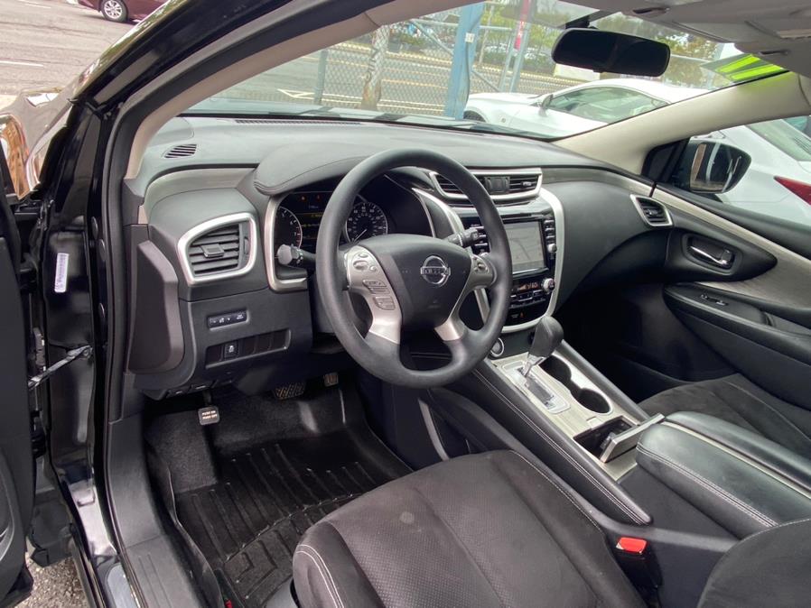 2017 Nissan Murano SV / Navi / Sunroof, available for sale in Hartford, Connecticut | VEB Auto Sales. Hartford, Connecticut 2017 Nissan Murano SV / Navi / Sunroof, available for sale in Hartford, Connecticut | VEB Auto Sales. Hartford, Connecticut