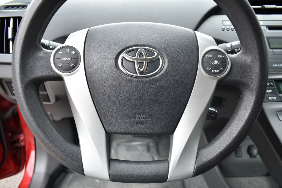 Used Toyota Prius 5dr HB II 2011 | Highline Car Connection. Waterbury, Connecticut Used Toyota Prius 5dr HB II 2011 | Highline Car Connection. Waterbury, Connecticut