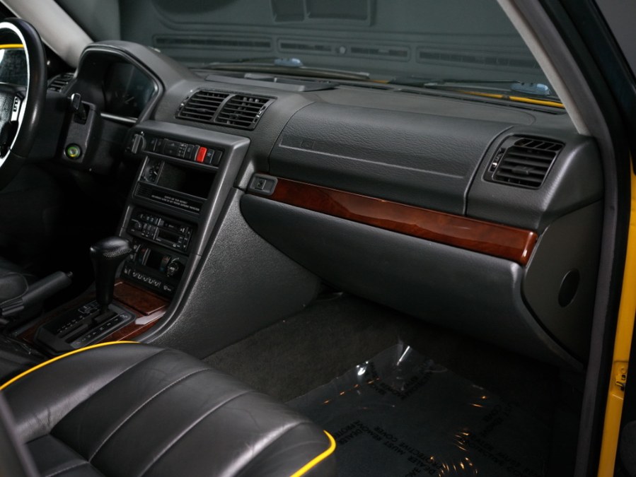 1997 Land Rover Range Rover 4dr Wgn HSE 108" WB, available for sale in North Salem, New York | Meccanic Shop North Inc. North Salem, New York 1997 Land Rover Range Rover 4dr Wgn HSE 108" WB, available for sale in North Salem, New York | Meccanic Shop North Inc. North Salem, New York