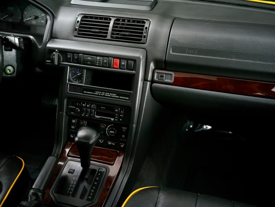 1997 Land Rover Range Rover 4dr Wgn HSE 108" WB, available for sale in North Salem, New York | Meccanic Shop North Inc. North Salem, New York 1997 Land Rover Range Rover 4dr Wgn HSE 108" WB, available for sale in North Salem, New York | Meccanic Shop North Inc. North Salem, New York