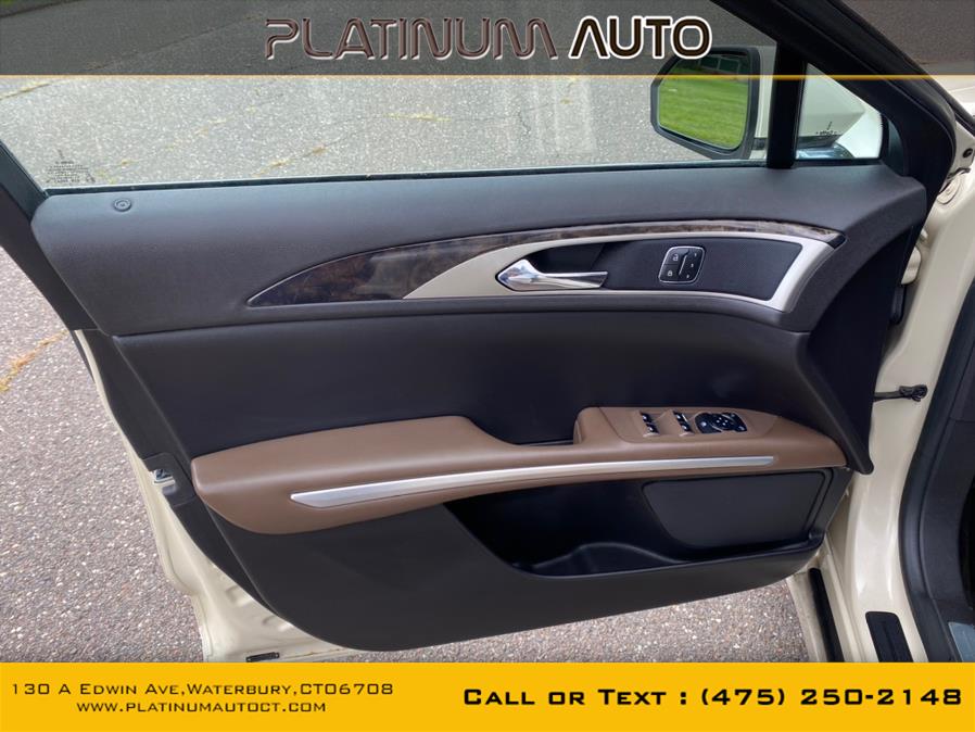 2014 Lincoln MKZ 4dr Sdn FWD, available for sale in Waterbury, Connecticut | Platinum Auto Care. Waterbury, Connecticut 2014 Lincoln MKZ 4dr Sdn FWD, available for sale in Waterbury, Connecticut | Platinum Auto Care. Waterbury, Connecticut