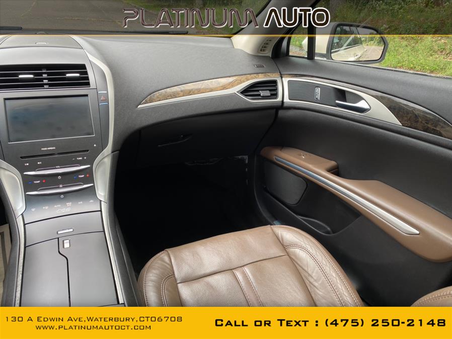 2014 Lincoln MKZ 4dr Sdn FWD, available for sale in Waterbury, Connecticut | Platinum Auto Care. Waterbury, Connecticut 2014 Lincoln MKZ 4dr Sdn FWD, available for sale in Waterbury, Connecticut | Platinum Auto Care. Waterbury, Connecticut