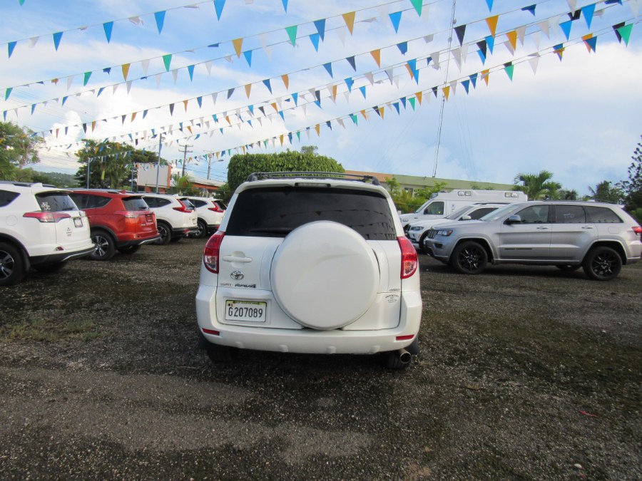 2006 Toyota RAV4 4dr Limited 4-cyl 4WD, available for sale in San Francisco de Macoris Rd, Dominican Republic | Hilario Auto Import. San Francisco de Macoris Rd, Dominican Republic 2006 Toyota RAV4 4dr Limited 4-cyl 4WD, available for sale in San Francisco de Macoris Rd, Dominican Republic | Hilario Auto Import. San Francisco de Macoris Rd, Dominican Republic
