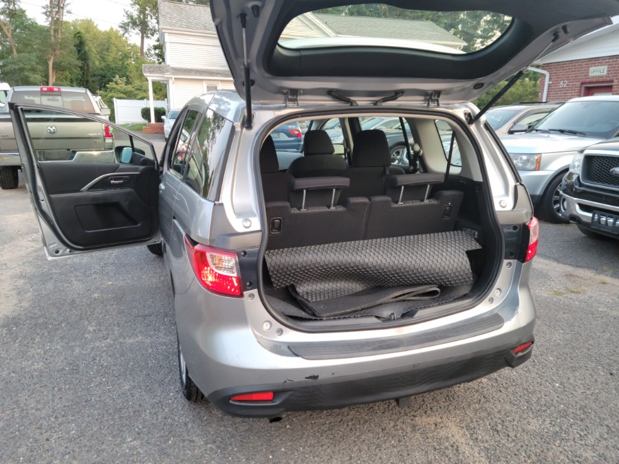 2012 Mazda Mazda5 4dr Wgn Auto Touring, available for sale in East Windsor, Connecticut | Toro Auto. East Windsor, Connecticut 2012 Mazda Mazda5 4dr Wgn Auto Touring, available for sale in East Windsor, Connecticut | Toro Auto. East Windsor, Connecticut