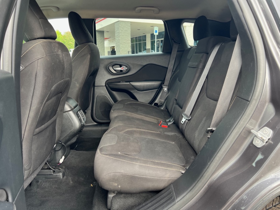 Used Jeep Cherokee 4WD 4dr Latitude 2016 | Marsh Auto Sales LLC. Ortonville, Michigan Used Jeep Cherokee 4WD 4dr Latitude 2016 | Marsh Auto Sales LLC. Ortonville, Michigan