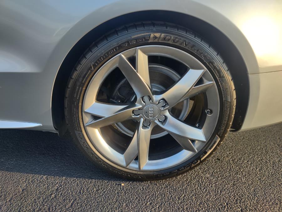 Used Audi A5 2dr Cpe Auto 2009 | Alpine Motors Inc. Wantagh, New York Used Audi A5 2dr Cpe Auto 2009 | Alpine Motors Inc. Wantagh, New York