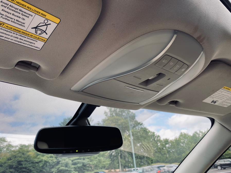 2019 INFINITI QX60 2019.5 LUXE AWD, available for sale in Syosset, New York | Gold Coast Motors of Syosset. Syosset, New York 2019 INFINITI QX60 2019.5 LUXE AWD, available for sale in Syosset, New York | Gold Coast Motors of Syosset. Syosset, New York