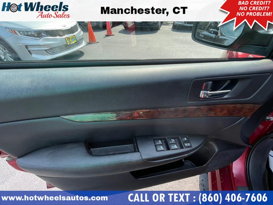 Used Subaru Legacy 4dr Sdn H4 Auto 2.5i Limited 2013 | Hot Wheels Auto Sales LLC. Manchester, Connecticut Used Subaru Legacy 4dr Sdn H4 Auto 2.5i Limited 2013 | Hot Wheels Auto Sales LLC. Manchester, Connecticut