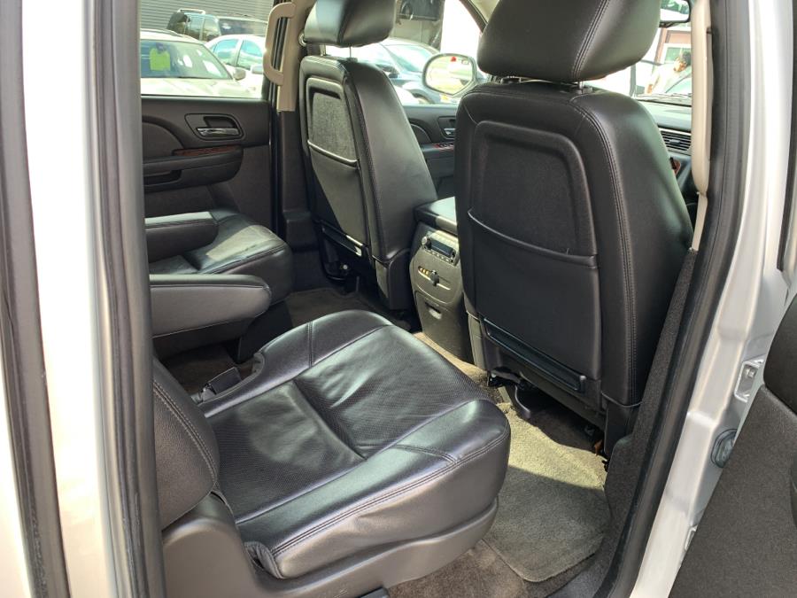 Used Chevrolet Suburban 4WD 4dr LTZ 2014 | Absolute Motors Inc. Springfield, Massachusetts Used Chevrolet Suburban 4WD 4dr LTZ 2014 | Absolute Motors Inc. Springfield, Massachusetts