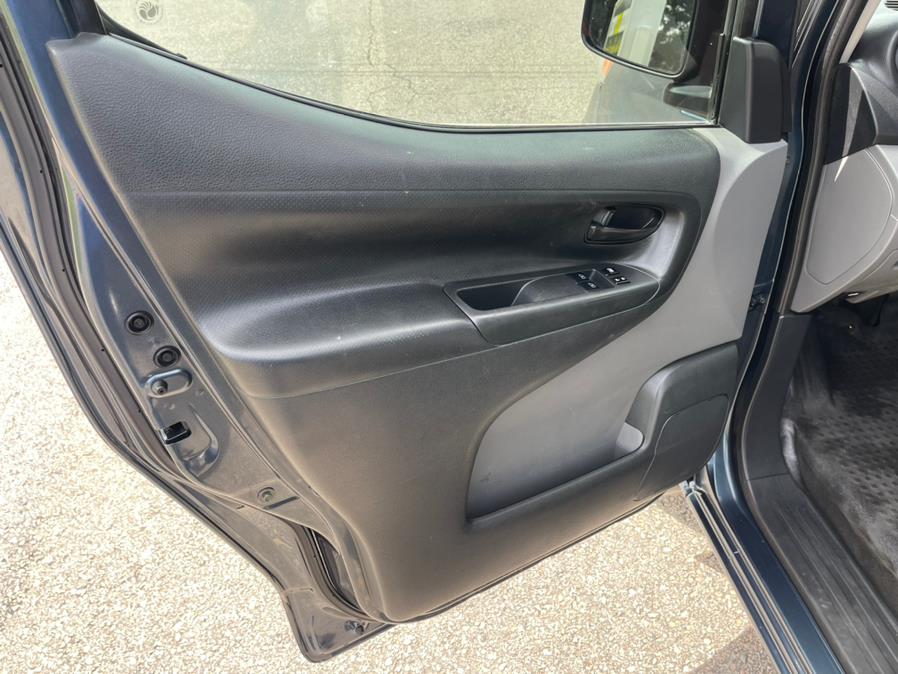 Used Nissan NV200 I4 S 2015 | Mike And Tony Auto Sales, Inc. South Windsor, Connecticut Used Nissan NV200 I4 S 2015 | Mike And Tony Auto Sales, Inc. South Windsor, Connecticut