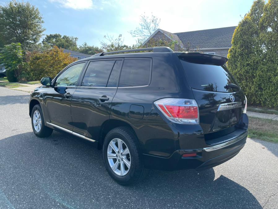 2012 Toyota Highlander Hybrid 4WD 4dr (Natl), available for sale in Copiague, New York | Great Deal Motors. Copiague, New York
