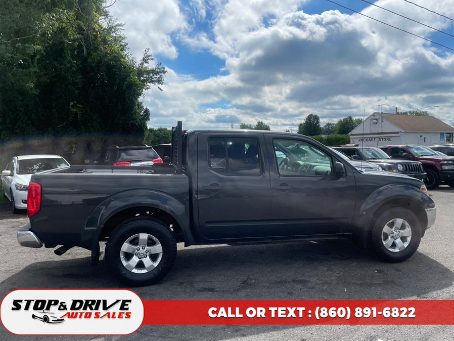 2011 Nissan Frontier 4WD Crew Cab SWB Auto SL, available for sale in East Windsor, Connecticut | Stop & Drive Auto Sales. East Windsor, Connecticut 2011 Nissan Frontier 4WD Crew Cab SWB Auto SL, available for sale in East Windsor, Connecticut | Stop & Drive Auto Sales. East Windsor, Connecticut