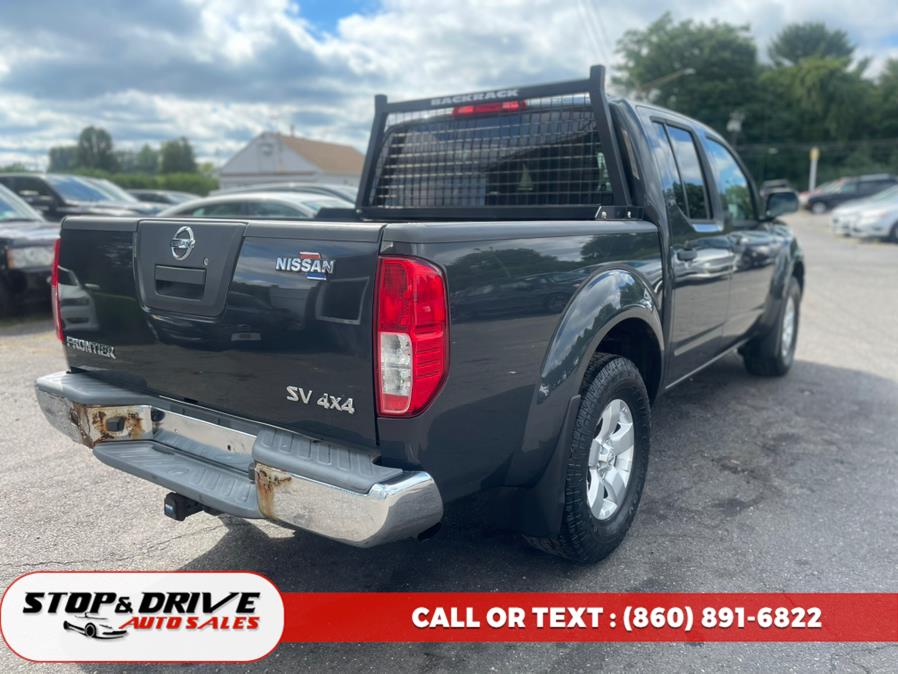 2011 Nissan Frontier 4WD Crew Cab SWB Auto SL, available for sale in East Windsor, Connecticut | Stop & Drive Auto Sales. East Windsor, Connecticut 2011 Nissan Frontier 4WD Crew Cab SWB Auto SL, available for sale in East Windsor, Connecticut | Stop & Drive Auto Sales. East Windsor, Connecticut